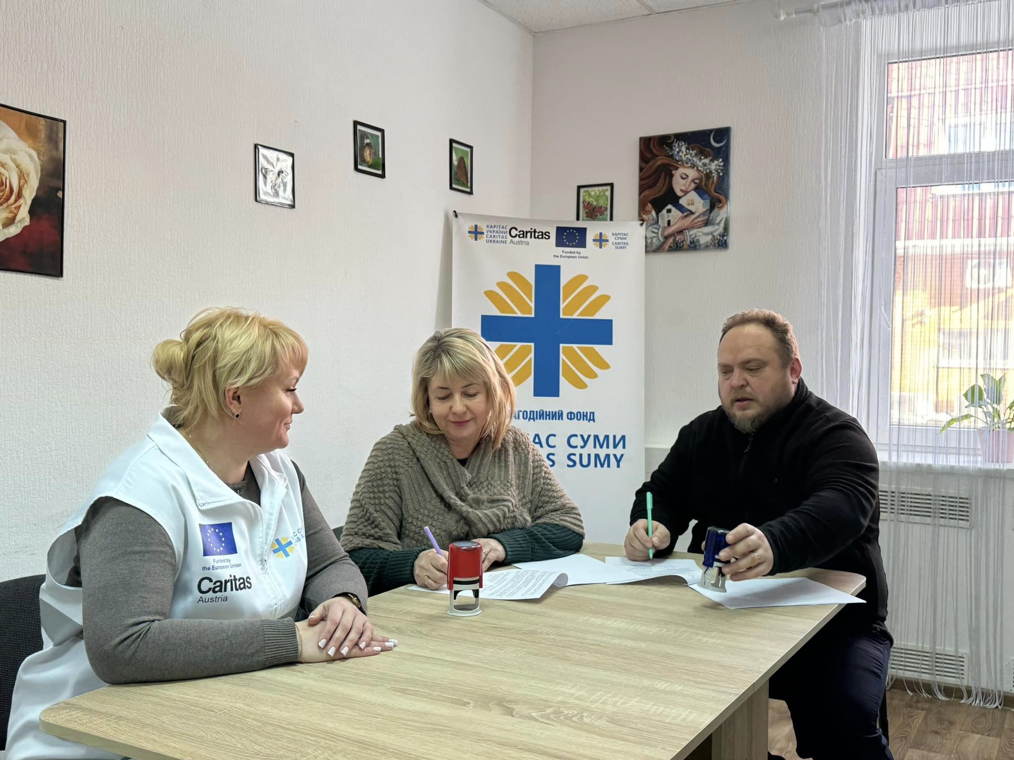 Карітас Суми зафіксували домовленості про співпрацю у допомозі нужденним з Верхньосироватською громадою